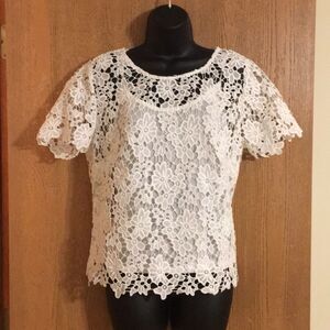 Liz Claiborne - White dressy lacy cotton top with camisole. Size M.​